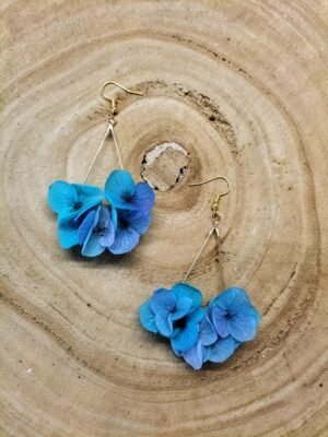 boucle d'oreille fleurs séchées bleu