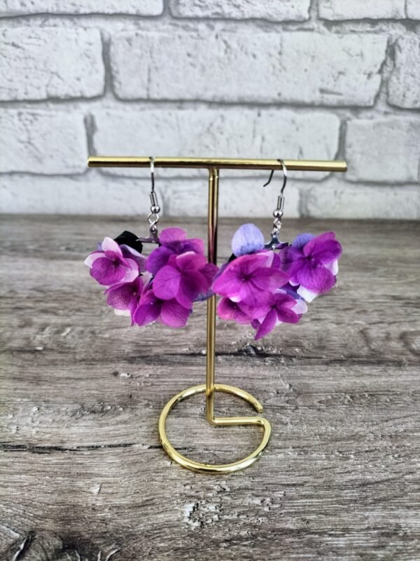 boucle d'oreille fleurs séchées mauve /violet