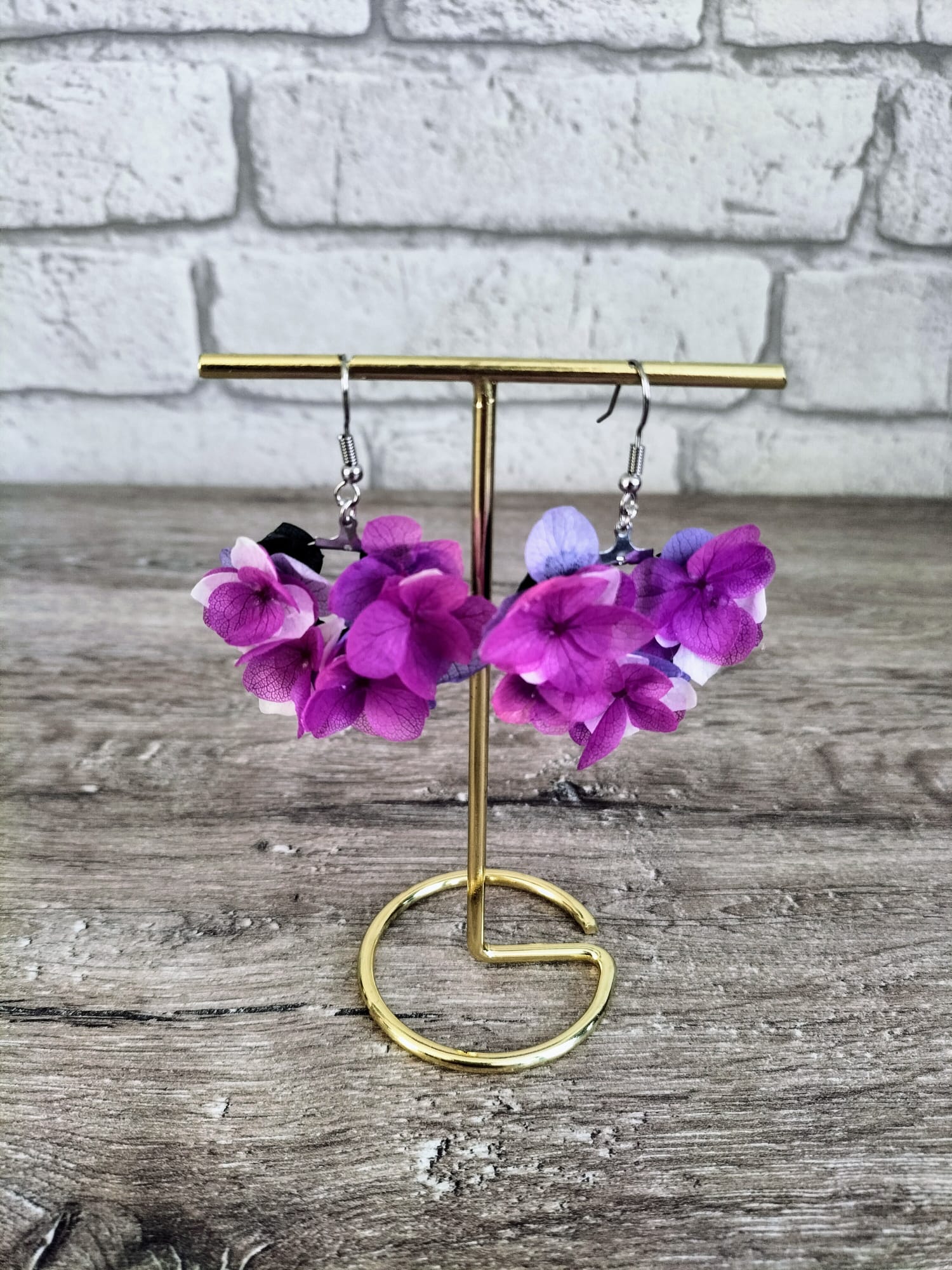Boucle d'oreille fleurs séchées camaïeu violet