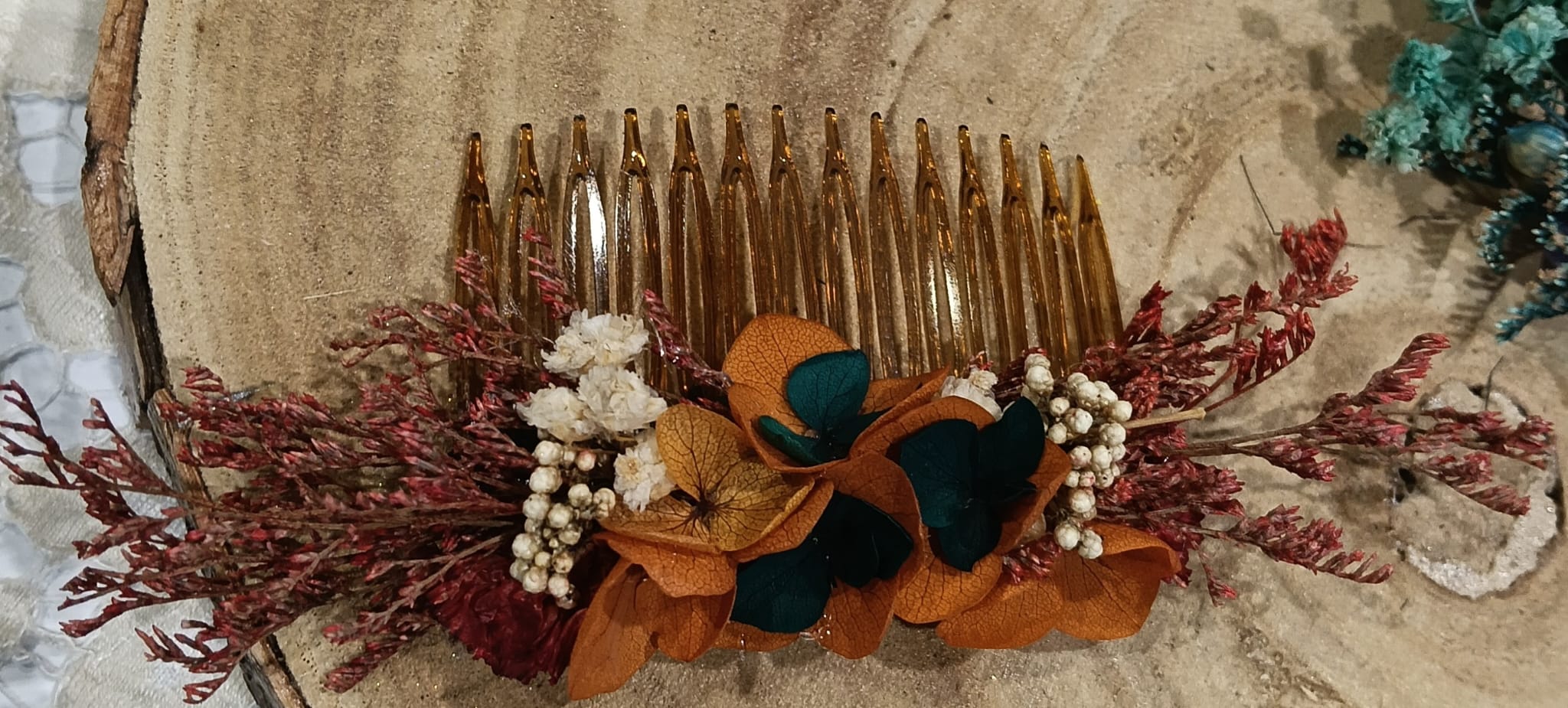 Peigne fleurs séchées rouge/ terracotta /vert
