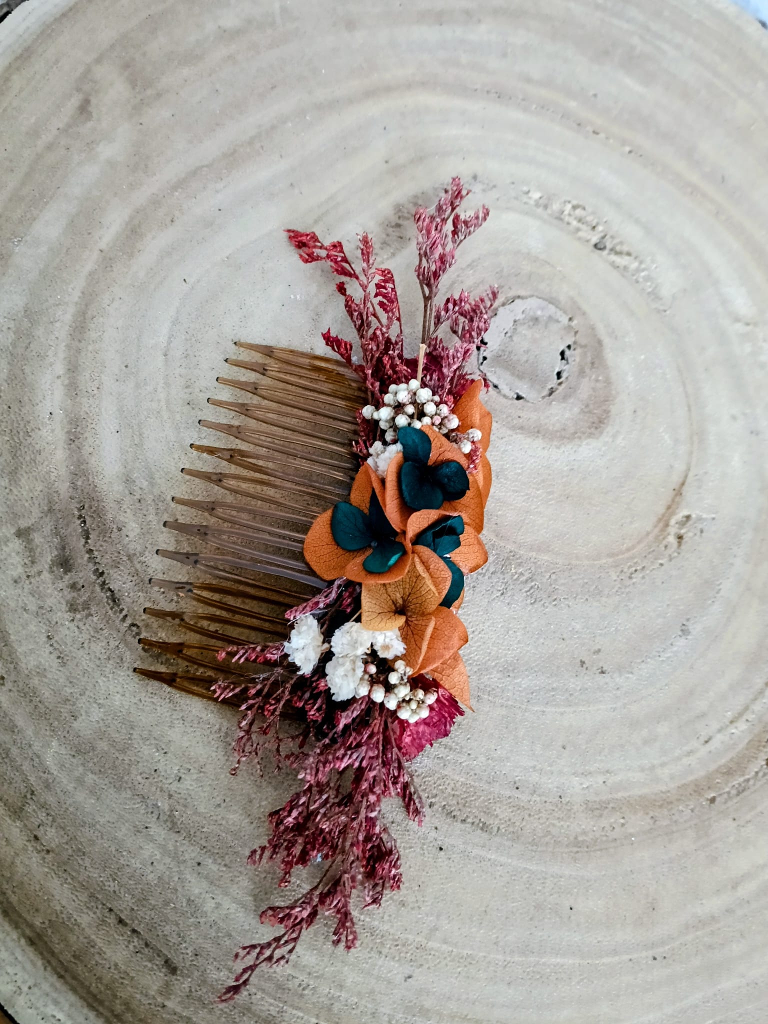 Peigne fleurs séchées rouge/ terracotta /vert