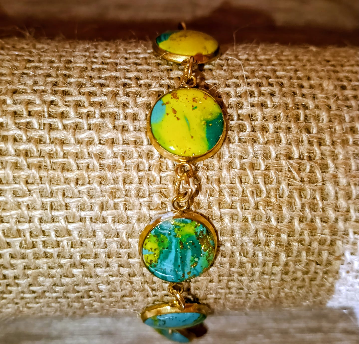 Bracelet argile polymère turquoise / vert /jaune